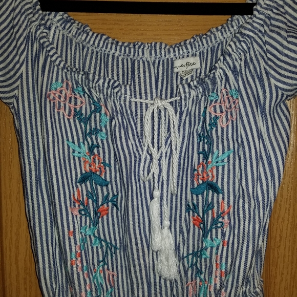 Love Fire brand Romper - Picture 3 of 6